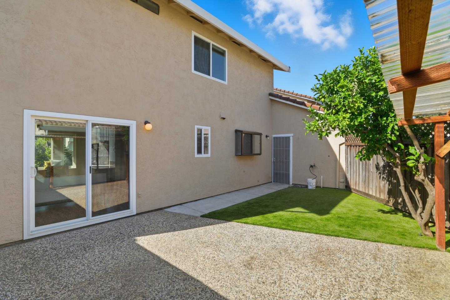 Detail Gallery Image 23 of 28 For 7266 Sleepy Creek Dr, San Jose,  CA 95120 - 3 Beds | 2/1 Baths