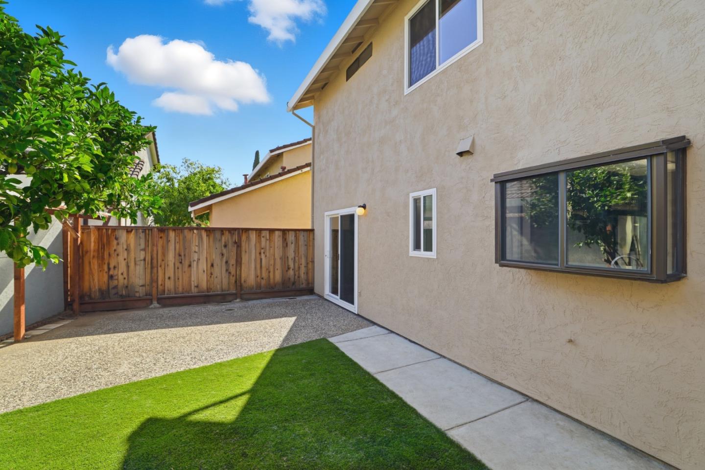 Detail Gallery Image 24 of 28 For 7266 Sleepy Creek Dr, San Jose,  CA 95120 - 3 Beds | 2/1 Baths