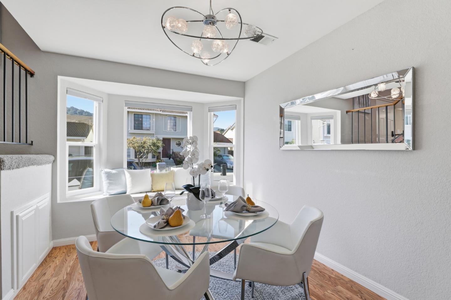 Detail Gallery Image 8 of 28 For 7266 Sleepy Creek Dr, San Jose,  CA 95120 - 3 Beds | 2/1 Baths