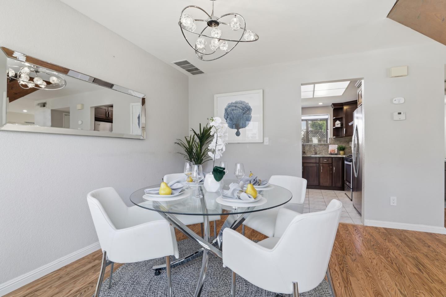 Detail Gallery Image 9 of 28 For 7266 Sleepy Creek Dr, San Jose,  CA 95120 - 3 Beds | 2/1 Baths