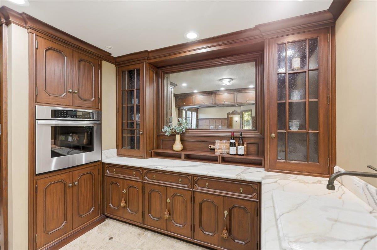 Detail Gallery Image 107 of 199 For 1215 Tournament Dr, Hillsborough,  CA 94010 - 7 Beds | 7/2 Baths