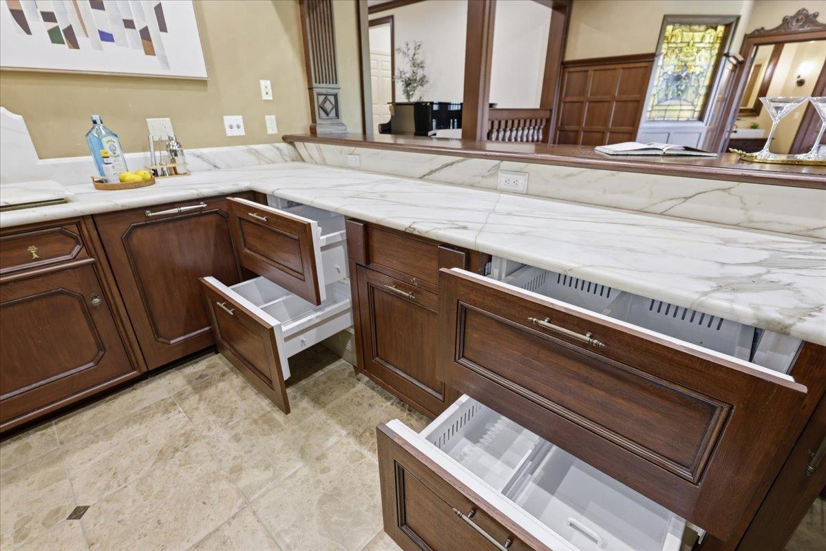 Detail Gallery Image 110 of 199 For 1215 Tournament Dr, Hillsborough,  CA 94010 - 7 Beds | 7/2 Baths