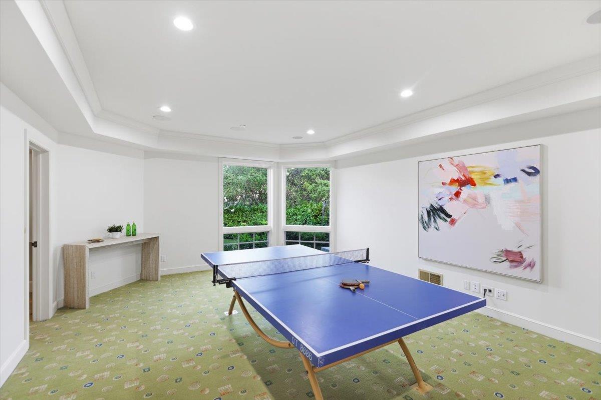 Detail Gallery Image 119 of 199 For 1215 Tournament Dr, Hillsborough,  CA 94010 - 7 Beds | 7/2 Baths