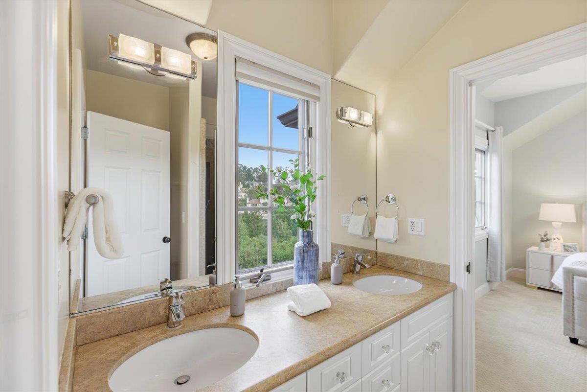 Detail Gallery Image 144 of 199 For 1215 Tournament Dr, Hillsborough,  CA 94010 - 7 Beds | 7/2 Baths