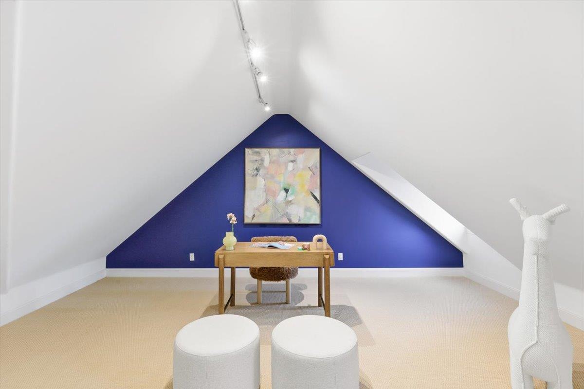 Detail Gallery Image 151 of 199 For 1215 Tournament Dr, Hillsborough,  CA 94010 - 7 Beds | 7/2 Baths