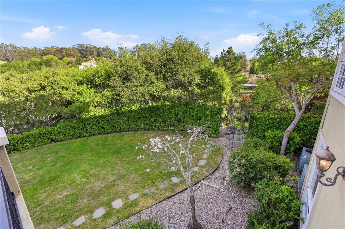 Detail Gallery Image 159 of 199 For 1215 Tournament Dr, Hillsborough,  CA 94010 - 7 Beds | 7/2 Baths