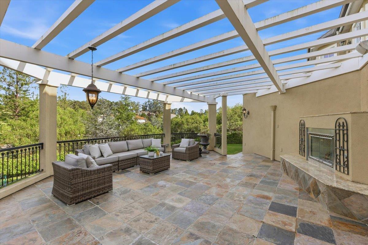 Detail Gallery Image 160 of 199 For 1215 Tournament Dr, Hillsborough,  CA 94010 - 7 Beds | 7/2 Baths