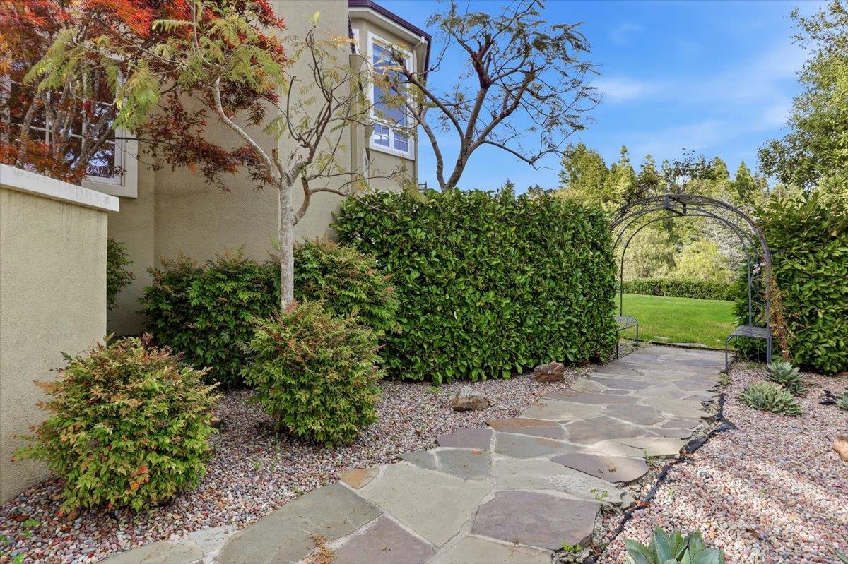 Detail Gallery Image 178 of 199 For 1215 Tournament Dr, Hillsborough,  CA 94010 - 7 Beds | 7/2 Baths