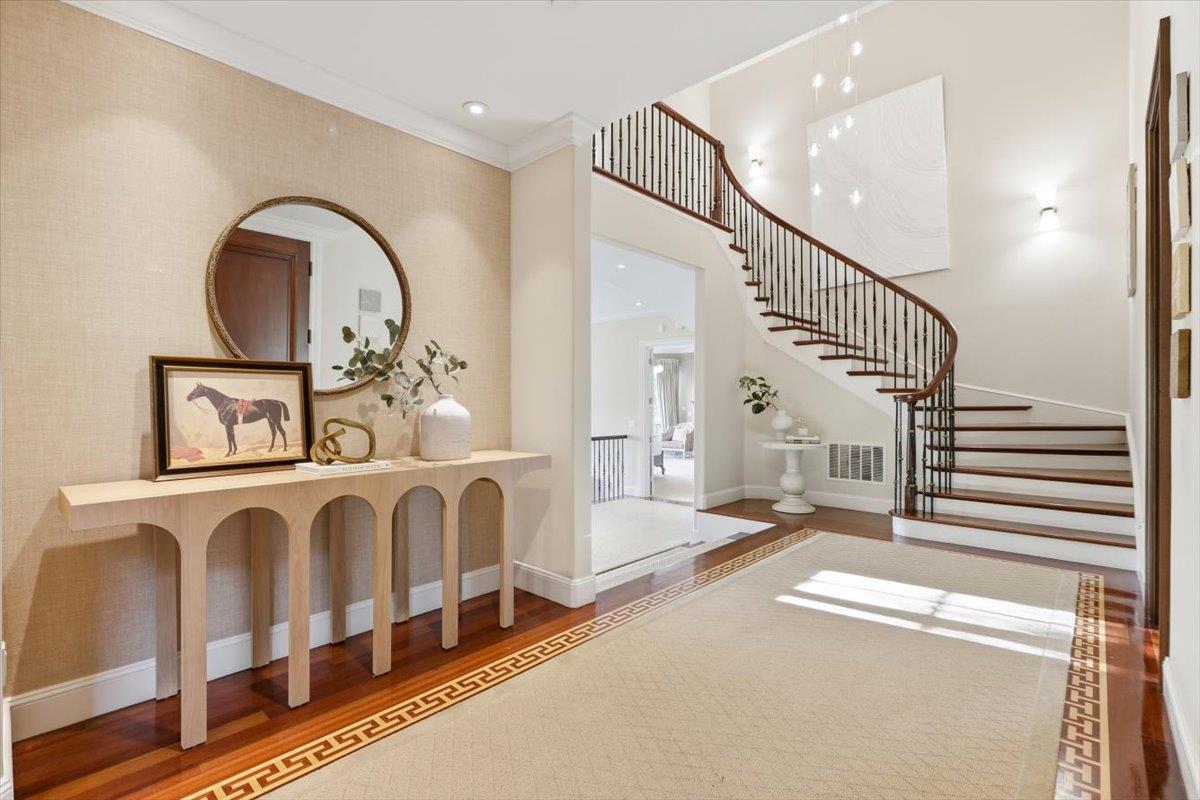 Detail Gallery Image 19 of 199 For 1215 Tournament Dr, Hillsborough,  CA 94010 - 7 Beds | 7/2 Baths