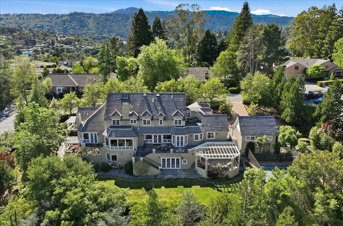 Detail Gallery Image 192 of 199 For 1215 Tournament Dr, Hillsborough,  CA 94010 - 7 Beds | 7/2 Baths