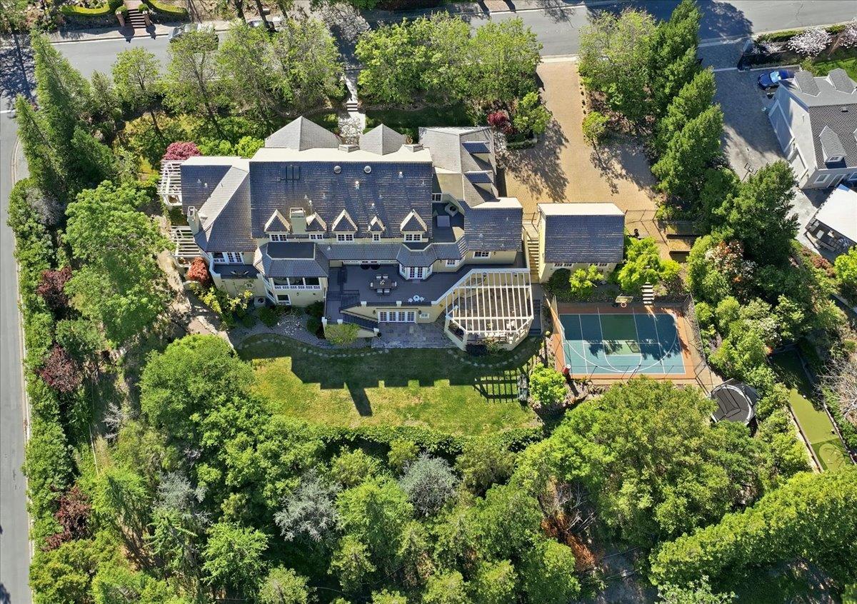 Detail Gallery Image 193 of 199 For 1215 Tournament Dr, Hillsborough,  CA 94010 - 7 Beds | 7/2 Baths