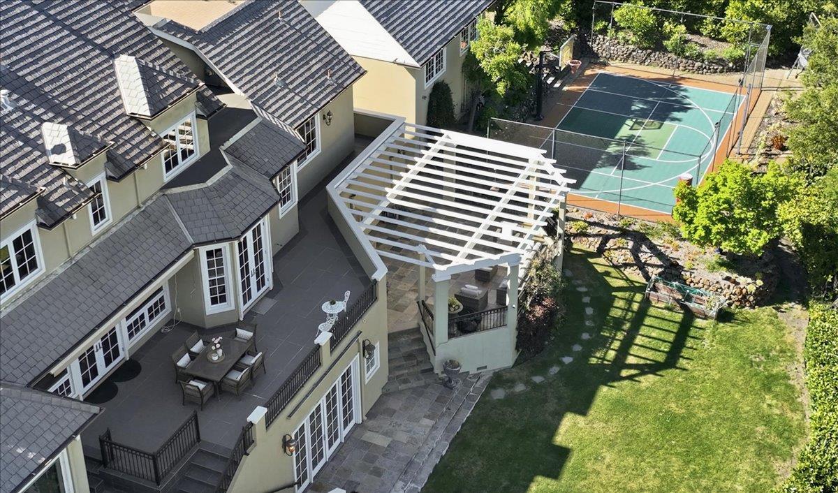 Detail Gallery Image 195 of 199 For 1215 Tournament Dr, Hillsborough,  CA 94010 - 7 Beds | 7/2 Baths