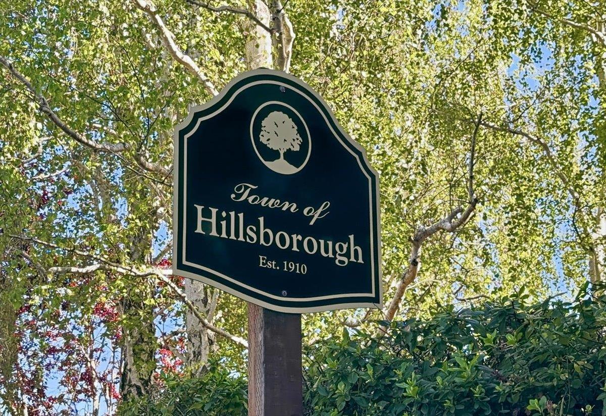 Detail Gallery Image 199 of 199 For 1215 Tournament Dr, Hillsborough,  CA 94010 - 7 Beds | 7/2 Baths