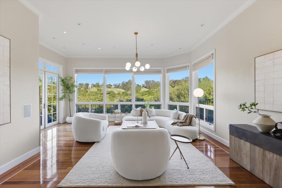 Detail Gallery Image 26 of 199 For 1215 Tournament Dr, Hillsborough,  CA 94010 - 7 Beds | 7/2 Baths