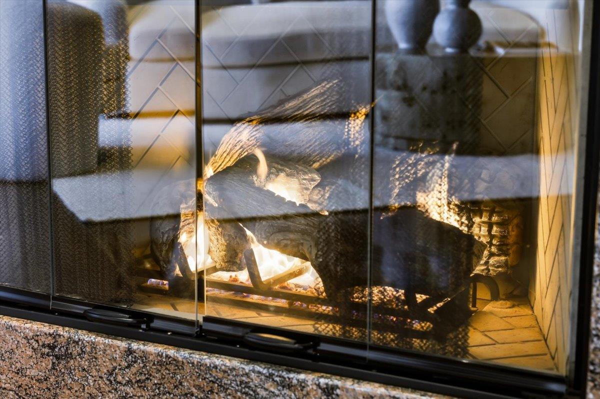 Detail Gallery Image 39 of 199 For 1215 Tournament Dr, Hillsborough,  CA 94010 - 7 Beds | 7/2 Baths