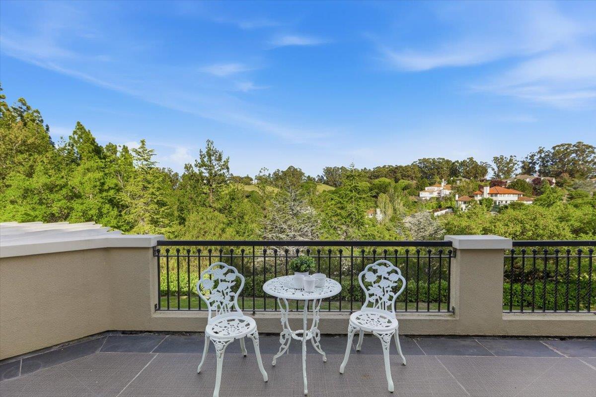 Detail Gallery Image 48 of 199 For 1215 Tournament Dr, Hillsborough,  CA 94010 - 7 Beds | 7/2 Baths