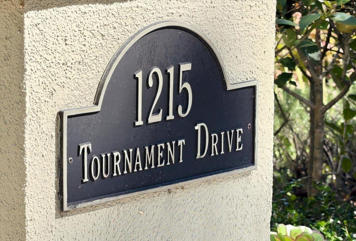 Detail Gallery Image 6 of 199 For 1215 Tournament Dr, Hillsborough,  CA 94010 - 7 Beds | 7/2 Baths