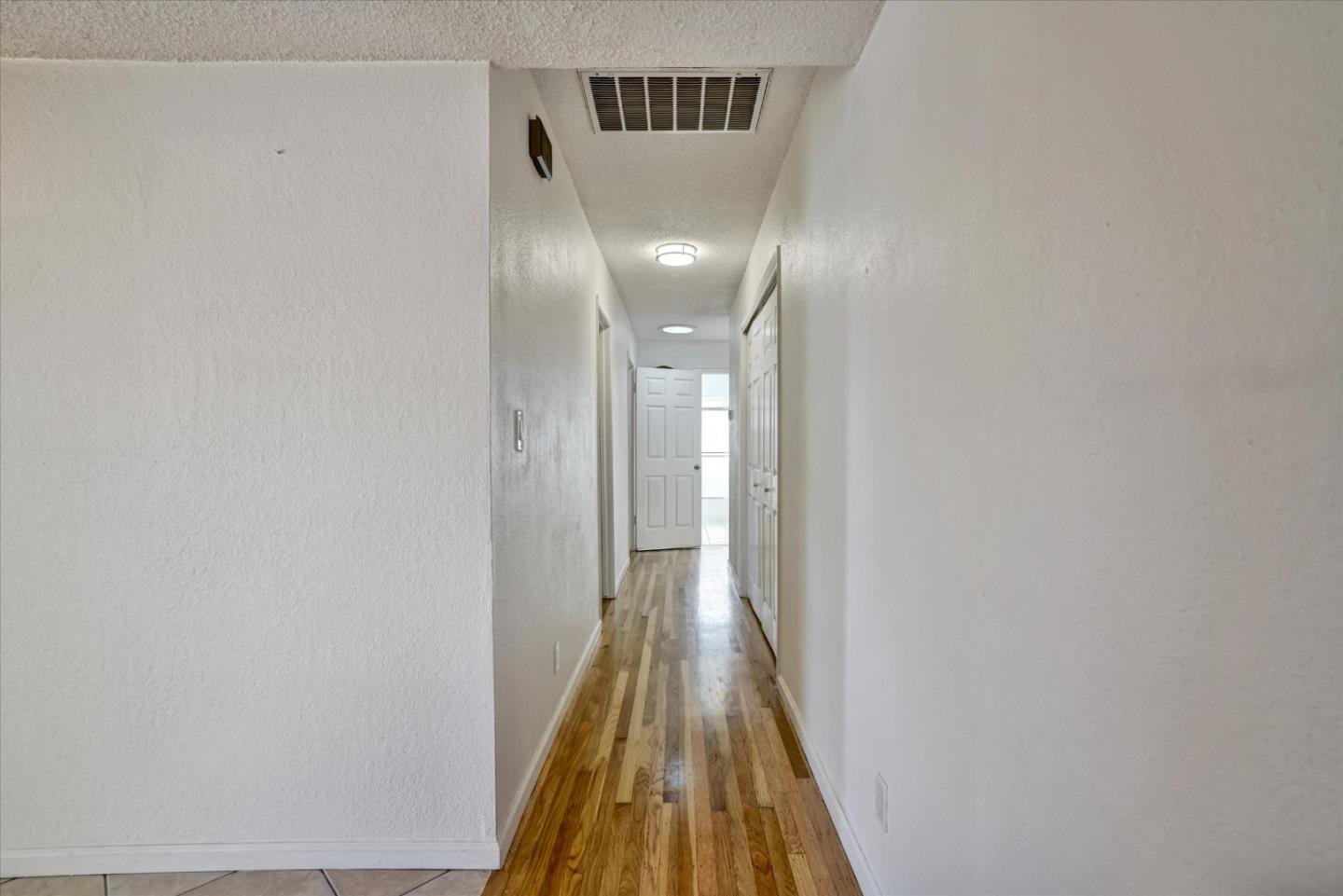 Detail Gallery Image 18 of 42 For 6137 Inglewood Dr, Pleasanton,  CA 94588 - 4 Beds | 2 Baths