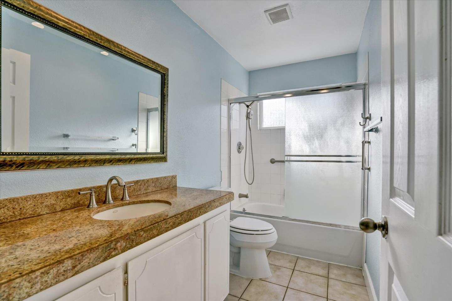 Detail Gallery Image 23 of 42 For 6137 Inglewood Dr, Pleasanton,  CA 94588 - 4 Beds | 2 Baths
