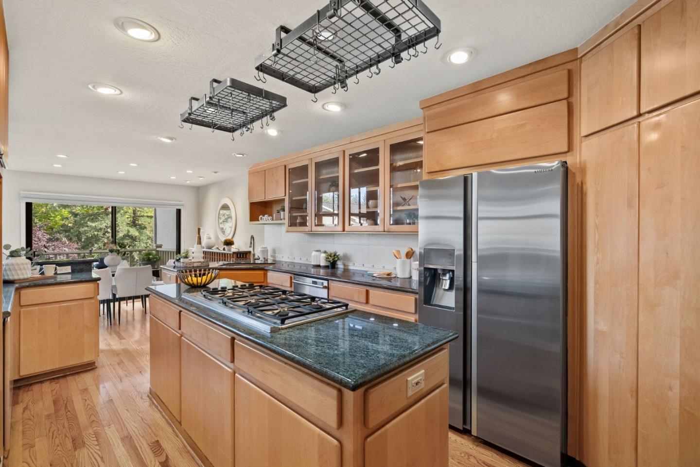 Detail Gallery Image 17 of 38 For 14676 Wild Berry Ln, Saratoga,  CA 95070 - 3 Beds | 2/1 Baths