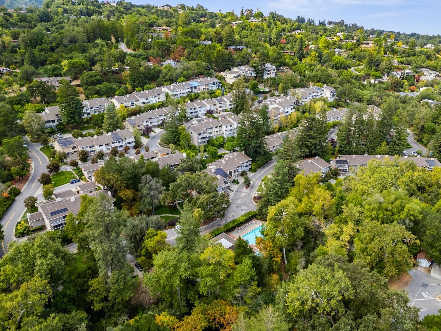 Detail Gallery Image 2 of 38 For 14676 Wild Berry Ln, Saratoga,  CA 95070 - 3 Beds | 2/1 Baths