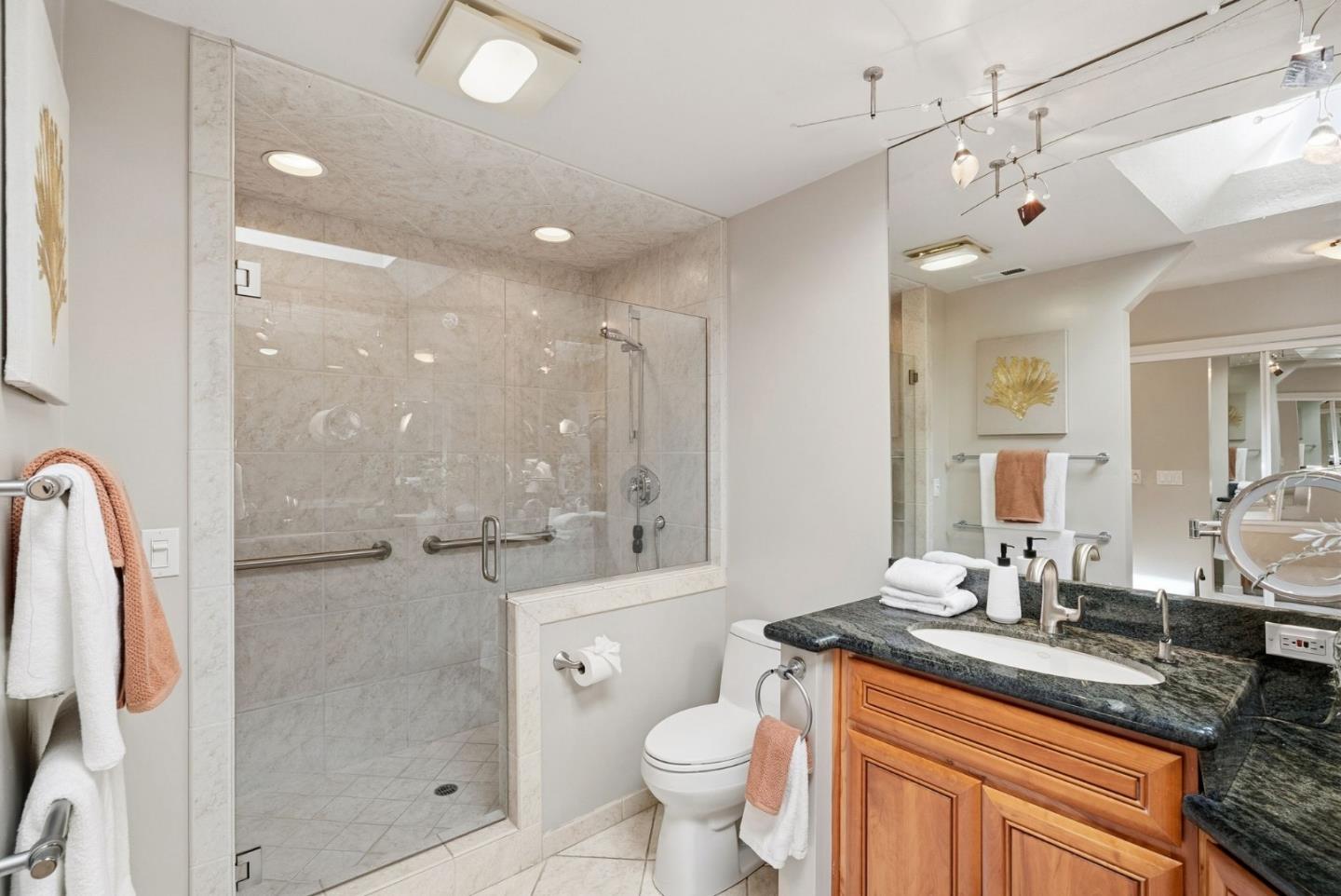 Detail Gallery Image 28 of 38 For 14676 Wild Berry Ln, Saratoga,  CA 95070 - 3 Beds | 2/1 Baths