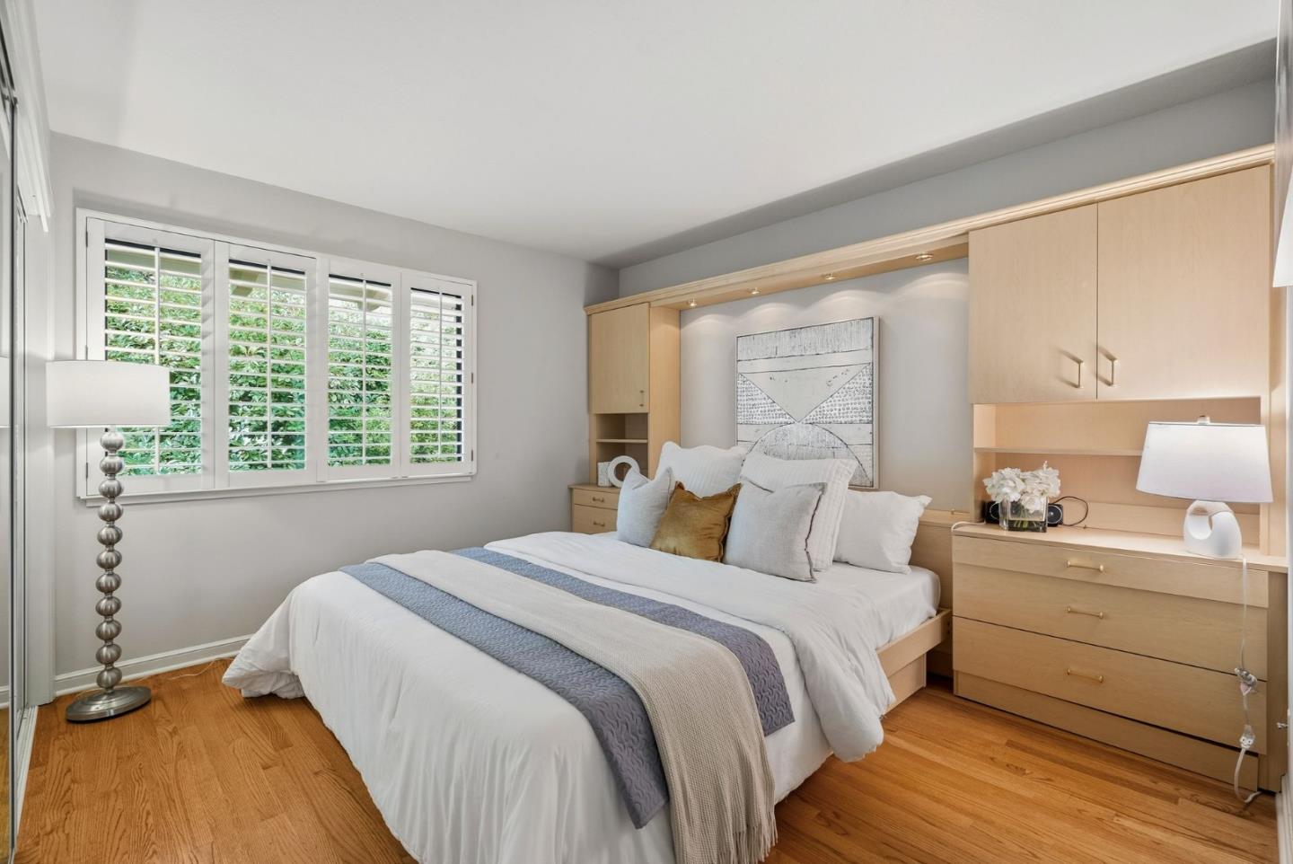 Detail Gallery Image 30 of 38 For 14676 Wild Berry Ln, Saratoga,  CA 95070 - 3 Beds | 2/1 Baths