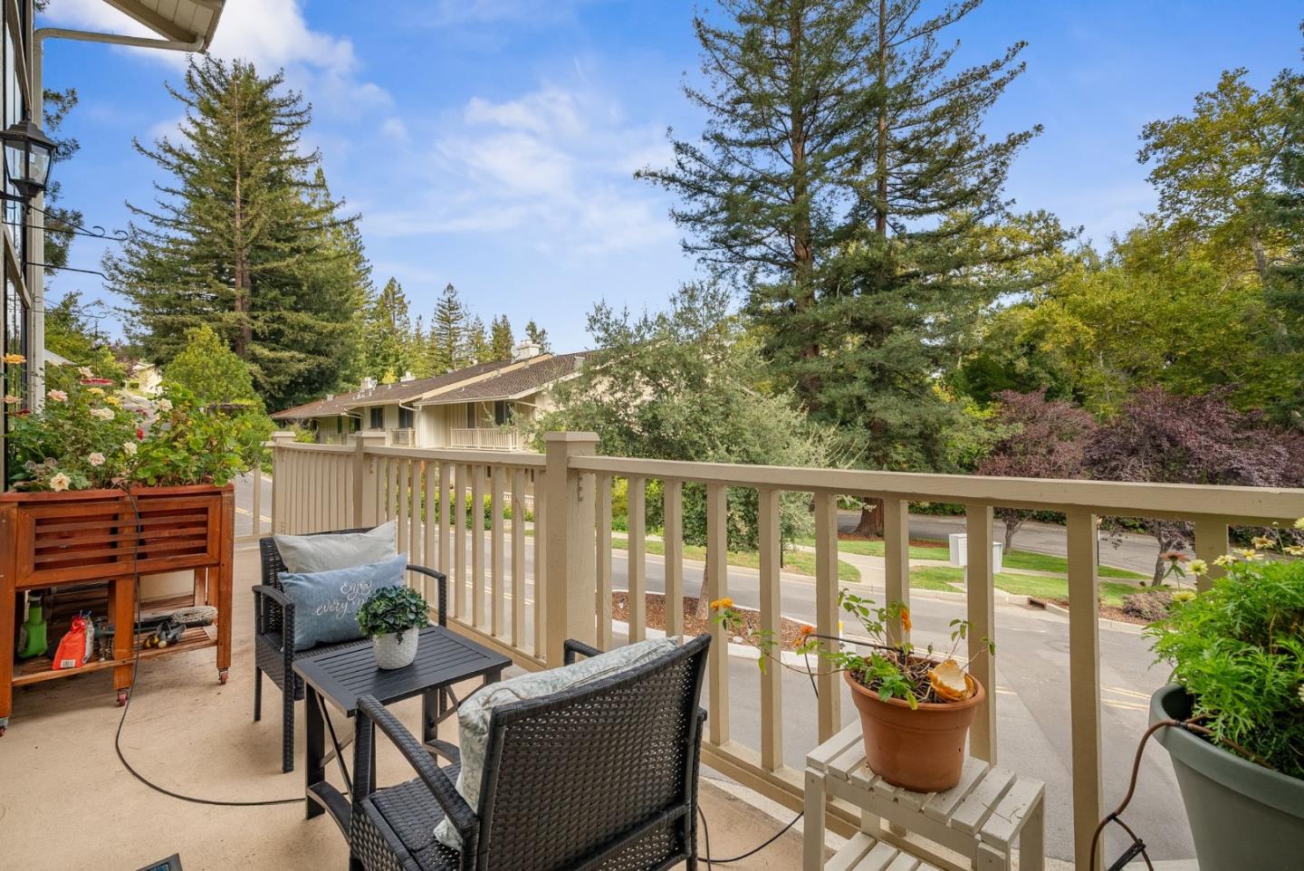 Detail Gallery Image 35 of 38 For 14676 Wild Berry Ln, Saratoga,  CA 95070 - 3 Beds | 2/1 Baths