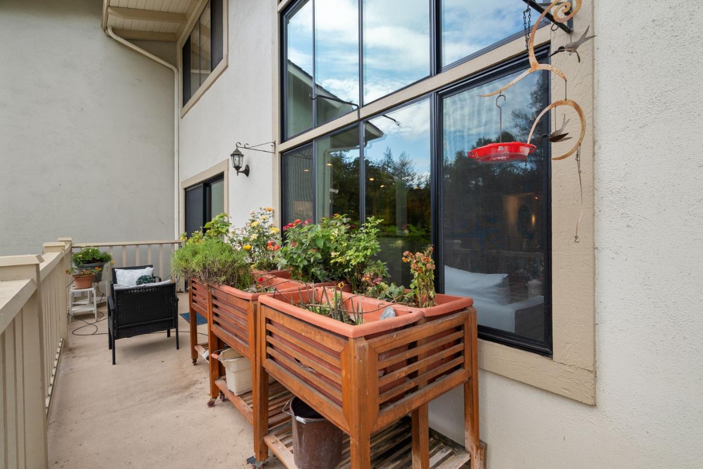 Detail Gallery Image 36 of 38 For 14676 Wild Berry Ln, Saratoga,  CA 95070 - 3 Beds | 2/1 Baths