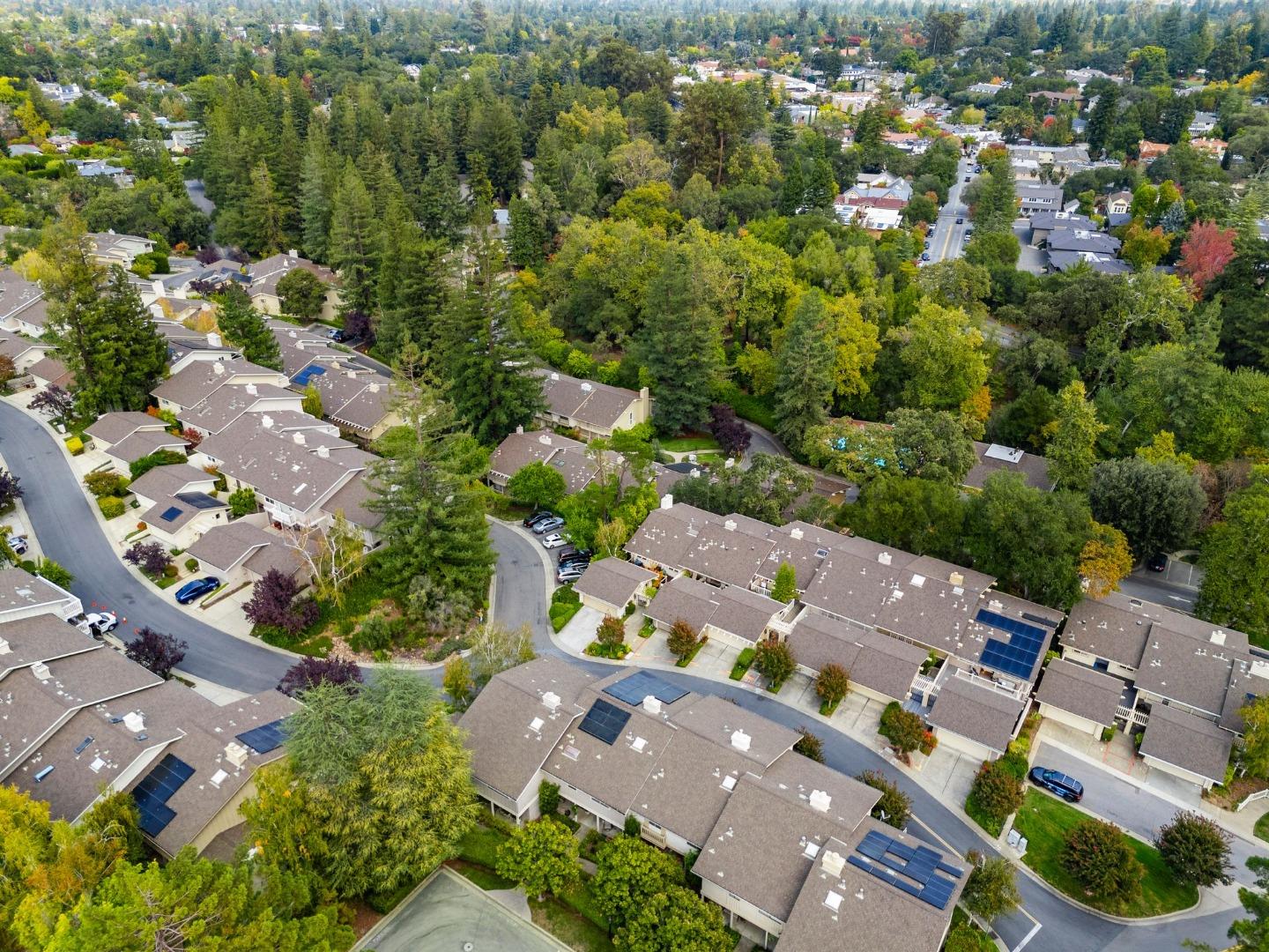 Detail Gallery Image 4 of 38 For 14676 Wild Berry Ln, Saratoga,  CA 95070 - 3 Beds | 2/1 Baths