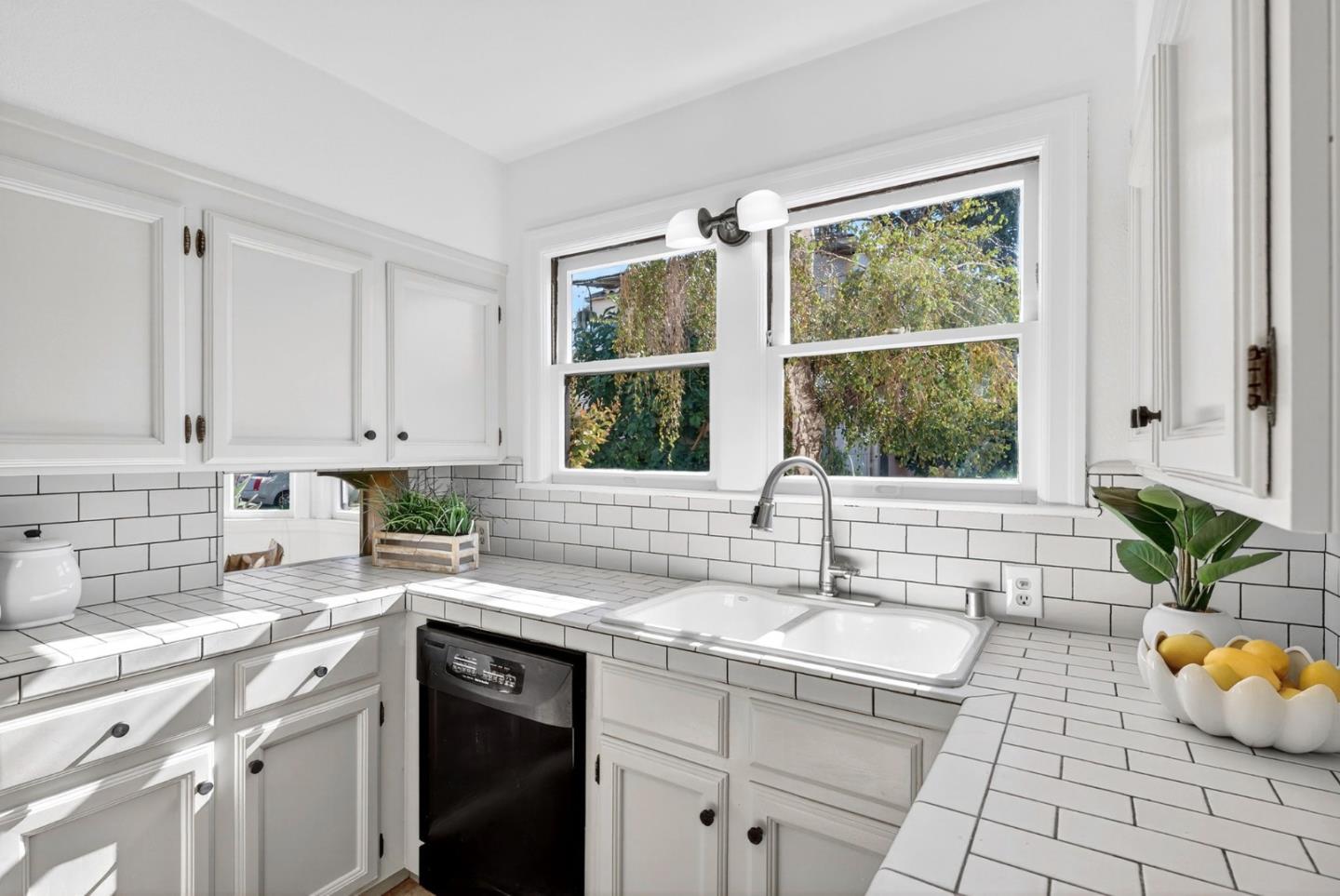 Detail Gallery Image 20 of 49 For 1087 Merle Ave, San Jose,  CA 95125 - 3 Beds | 1/1 Baths