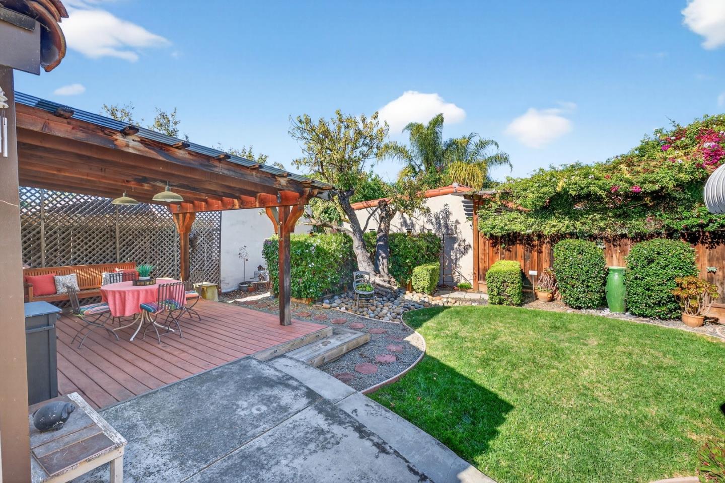 Detail Gallery Image 40 of 49 For 1087 Merle Ave, San Jose,  CA 95125 - 3 Beds | 1/1 Baths