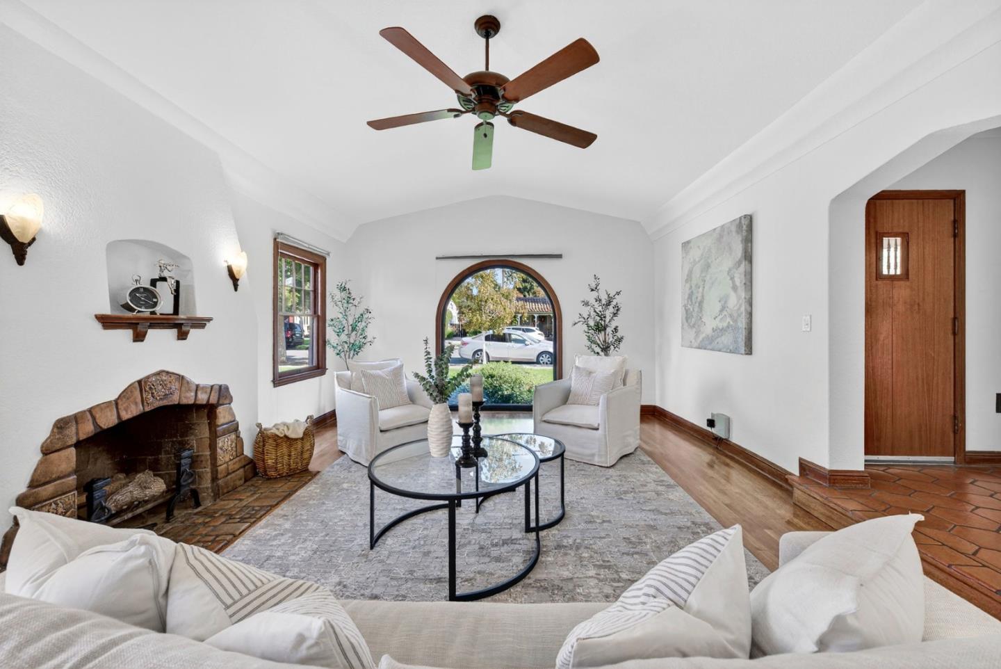 Detail Gallery Image 6 of 49 For 1087 Merle Ave, San Jose,  CA 95125 - 3 Beds | 1/1 Baths