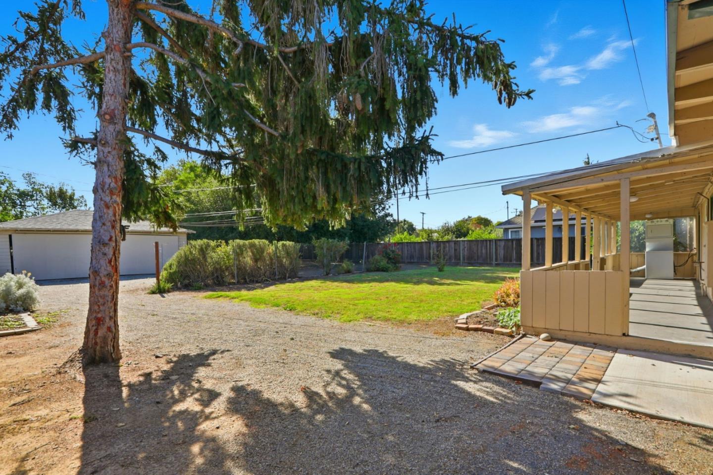 Detail Gallery Image 17 of 26 For 3216 Bluebird Dr, San Jose,  CA 95117 - 2 Beds | 1 Baths