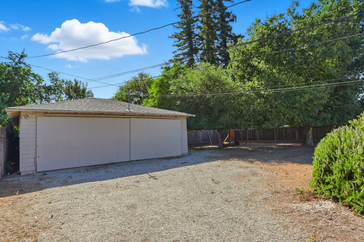 Detail Gallery Image 19 of 26 For 3216 Bluebird Dr, San Jose,  CA 95117 - 2 Beds | 1 Baths