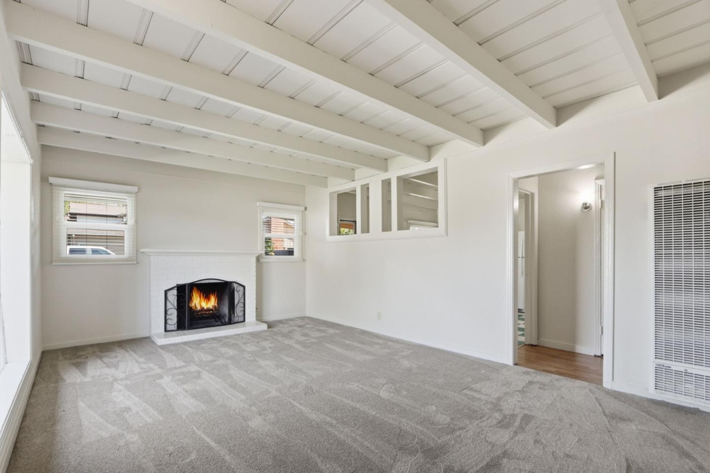 Detail Gallery Image 5 of 26 For 3216 Bluebird Dr, San Jose,  CA 95117 - 2 Beds | 1 Baths