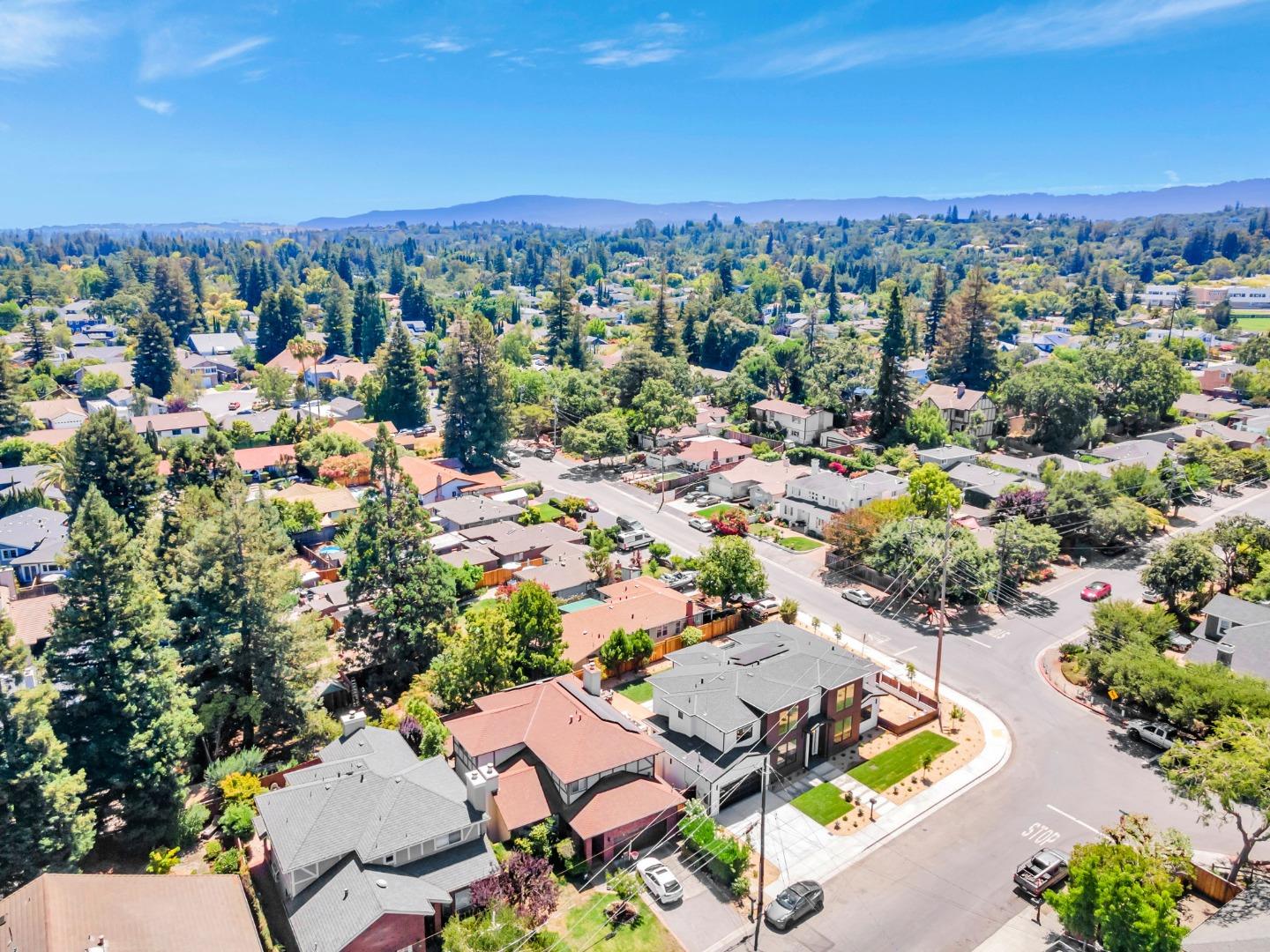 Detail Gallery Image 101 of 125 For 1879 Hull Ave, Redwood City,  CA 94061 - 6 Beds | 6/1 Baths