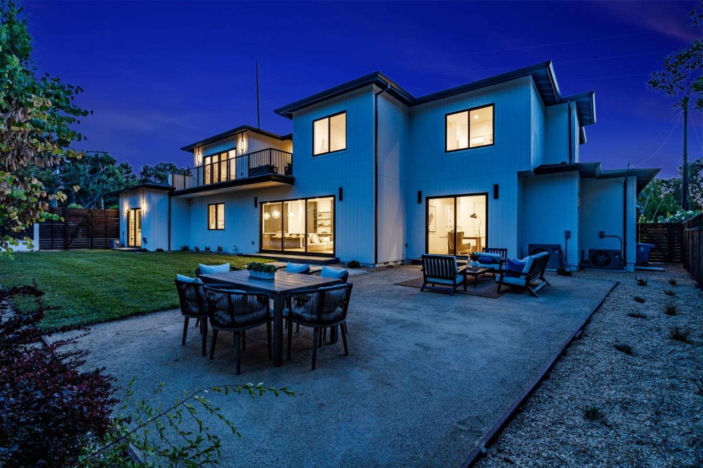 Detail Gallery Image 123 of 125 For 1879 Hull Ave, Redwood City,  CA 94061 - 6 Beds | 6/1 Baths