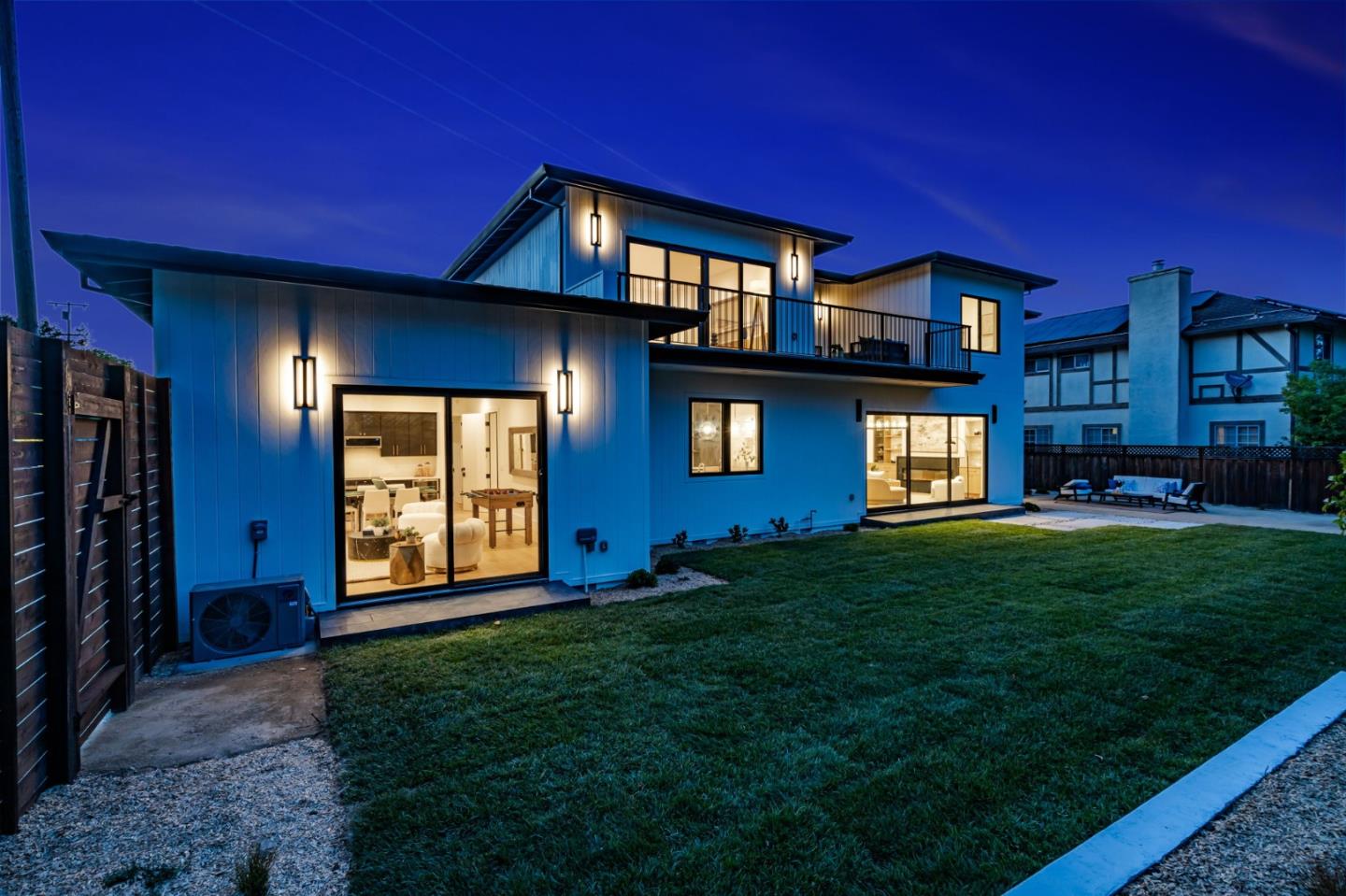 Detail Gallery Image 125 of 125 For 1879 Hull Ave, Redwood City,  CA 94061 - 6 Beds | 6/1 Baths