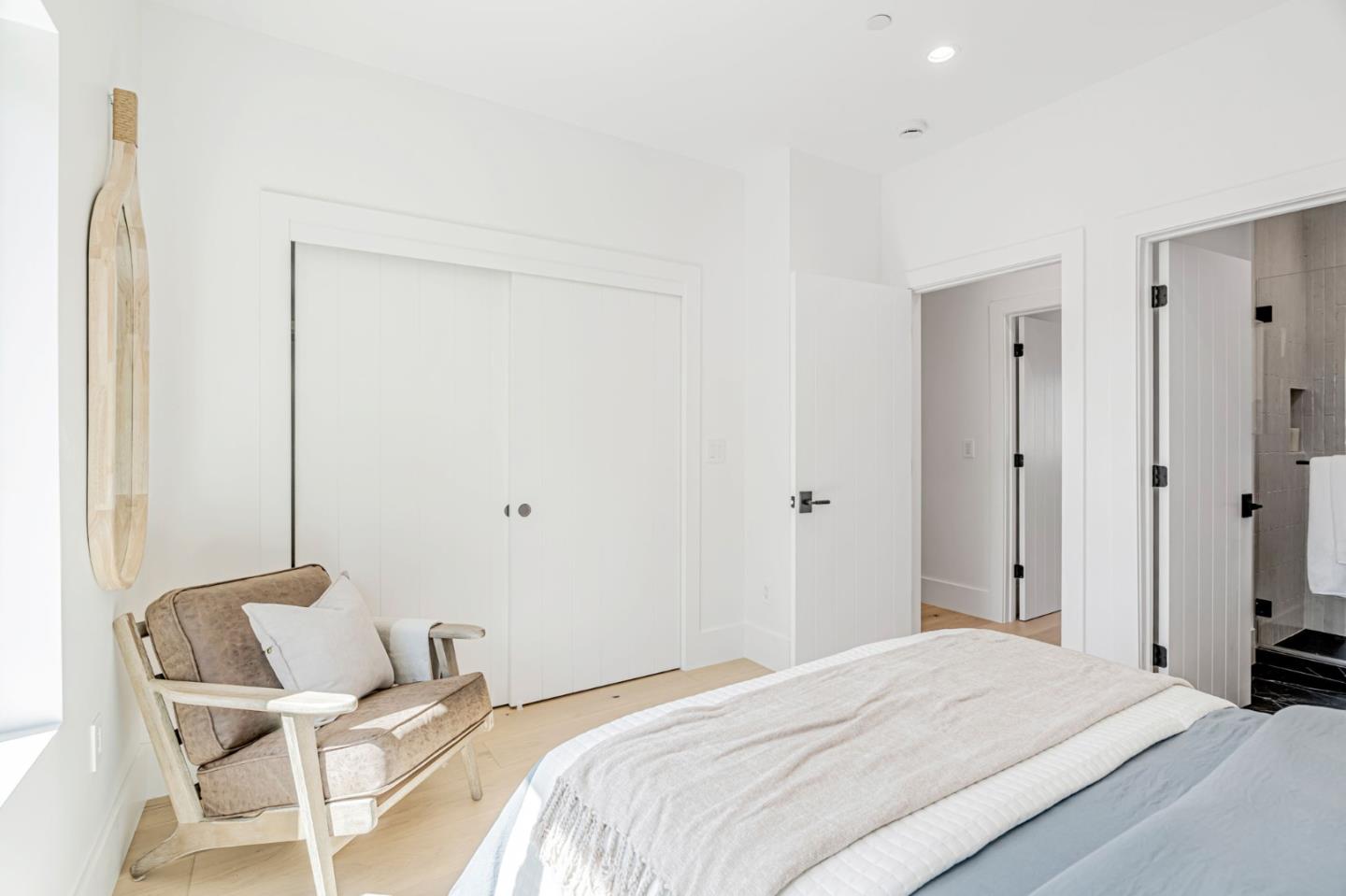 Detail Gallery Image 50 of 125 For 1879 Hull Ave, Redwood City,  CA 94061 - 6 Beds | 6/1 Baths