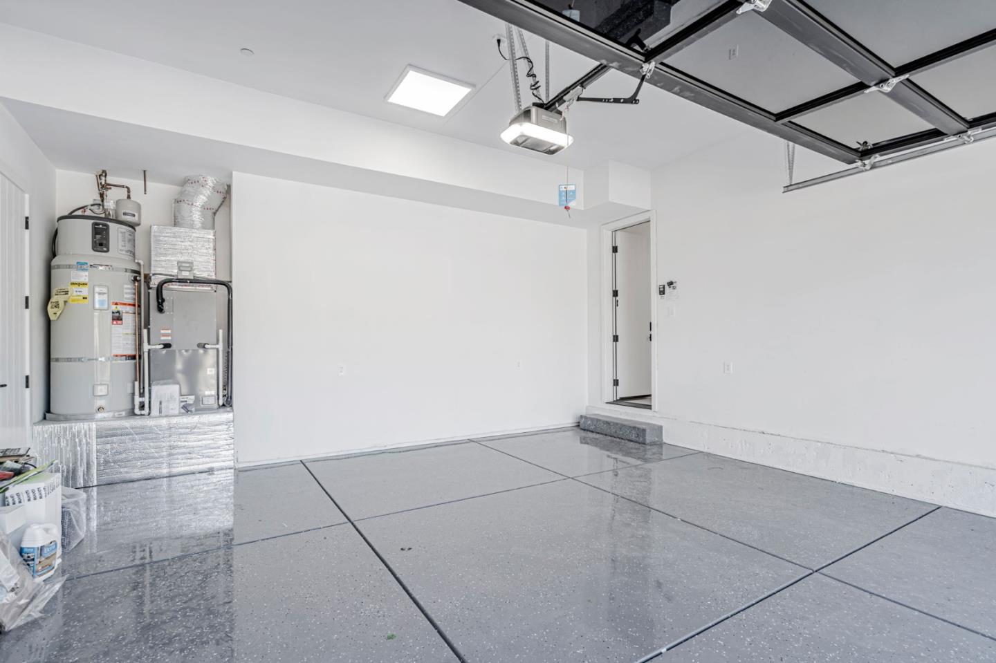 Detail Gallery Image 72 of 125 For 1879 Hull Ave, Redwood City,  CA 94061 - 6 Beds | 6/1 Baths