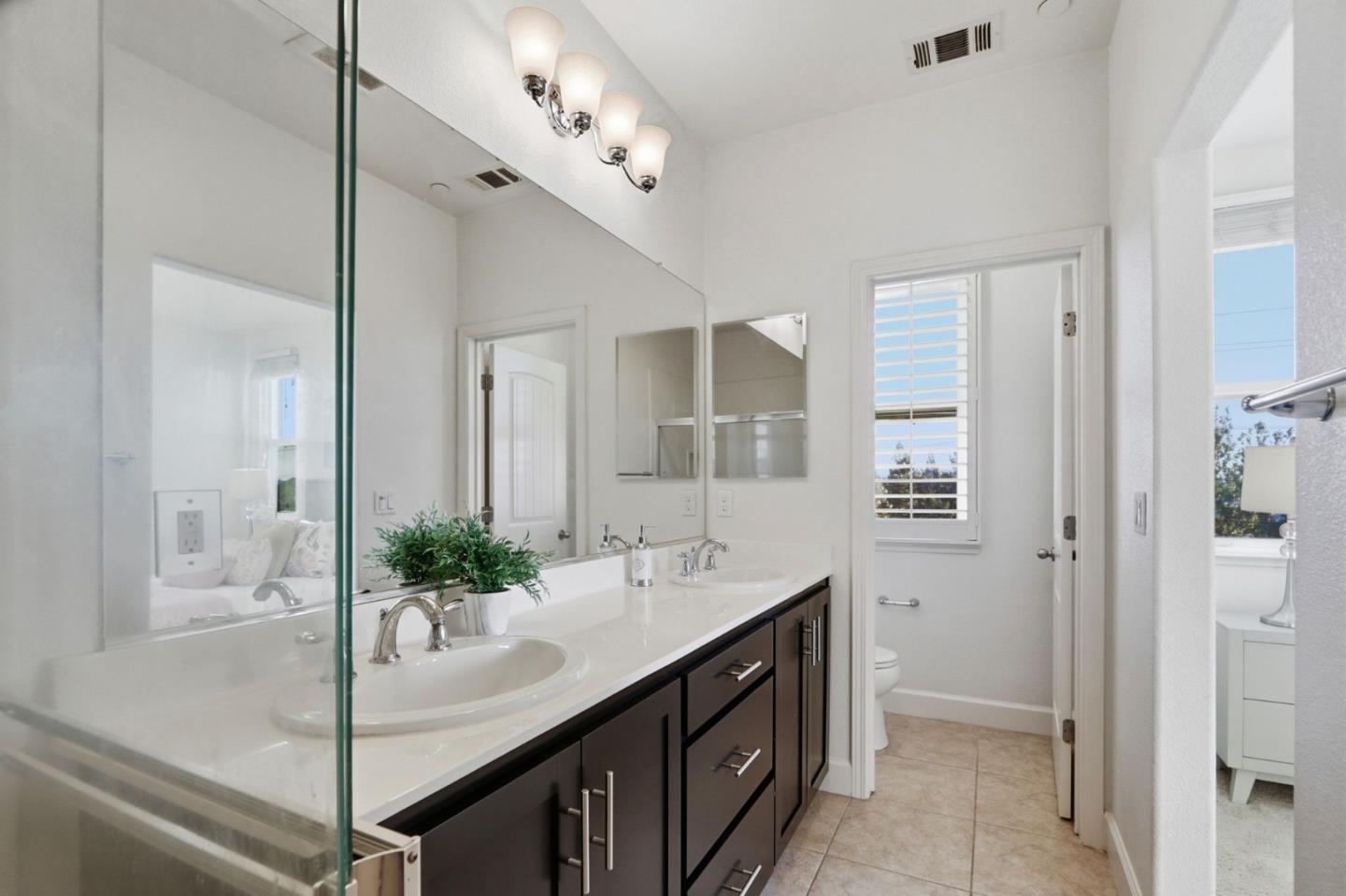 Detail Gallery Image 21 of 32 For 192 Currlin Cir, Milpitas,  CA 95035 - 3 Beds | 3 Baths