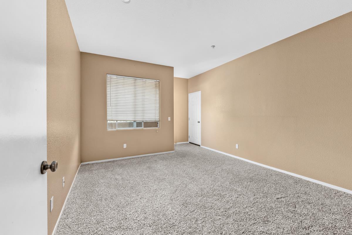 Detail Gallery Image 4 of 12 For 3251 Dehesa Rd #55,  El Cajon,  CA 92019 - 2 Beds | 2 Baths