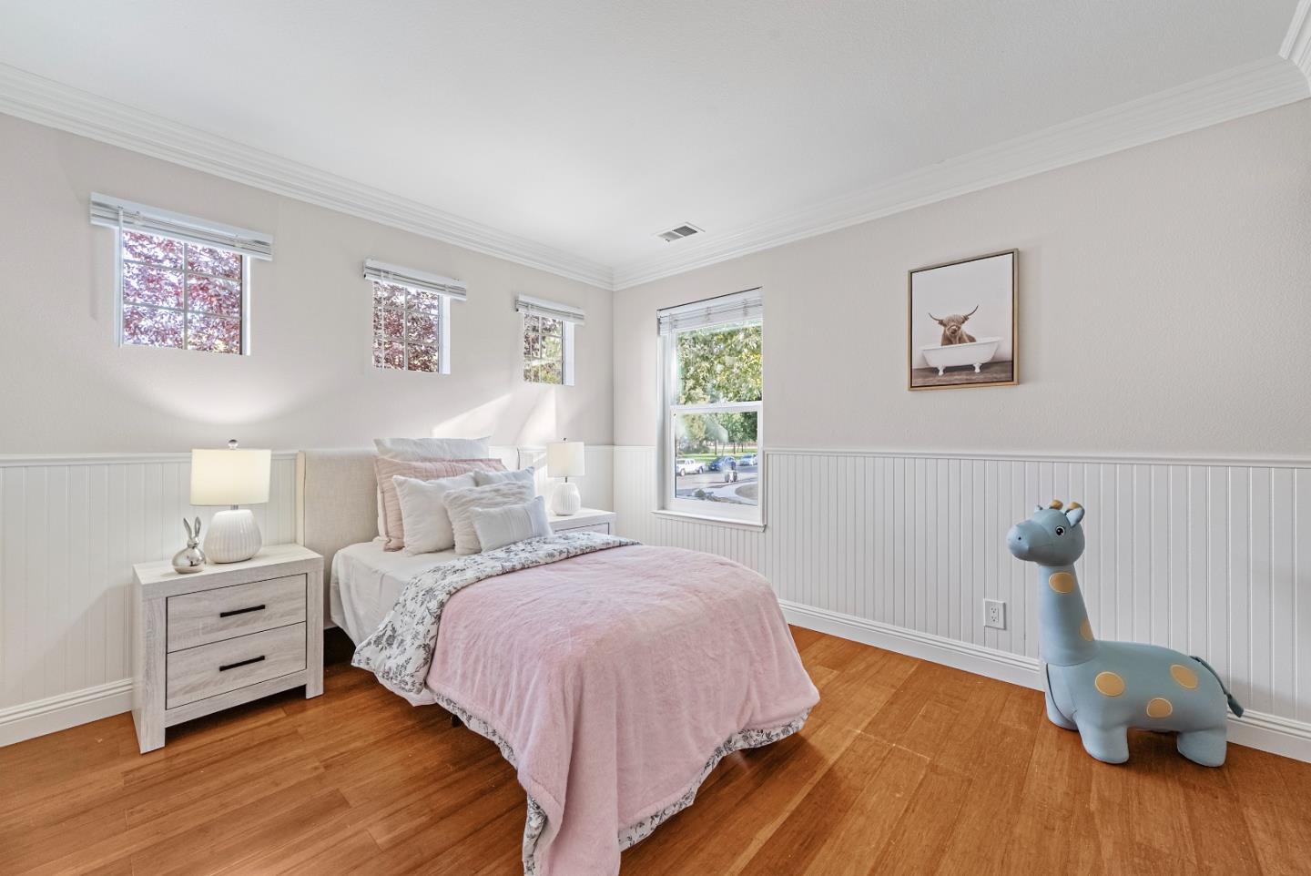 Detail Gallery Image 12 of 32 For 6165 Lavendula Way, San Jose,  CA 95119 - 3 Beds | 3 Baths