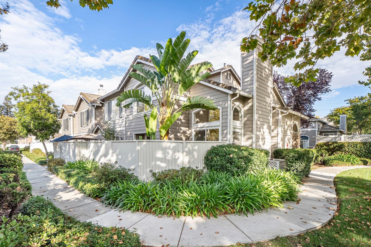 Detail Gallery Image 22 of 32 For 6165 Lavendula Way, San Jose,  CA 95119 - 3 Beds | 3 Baths