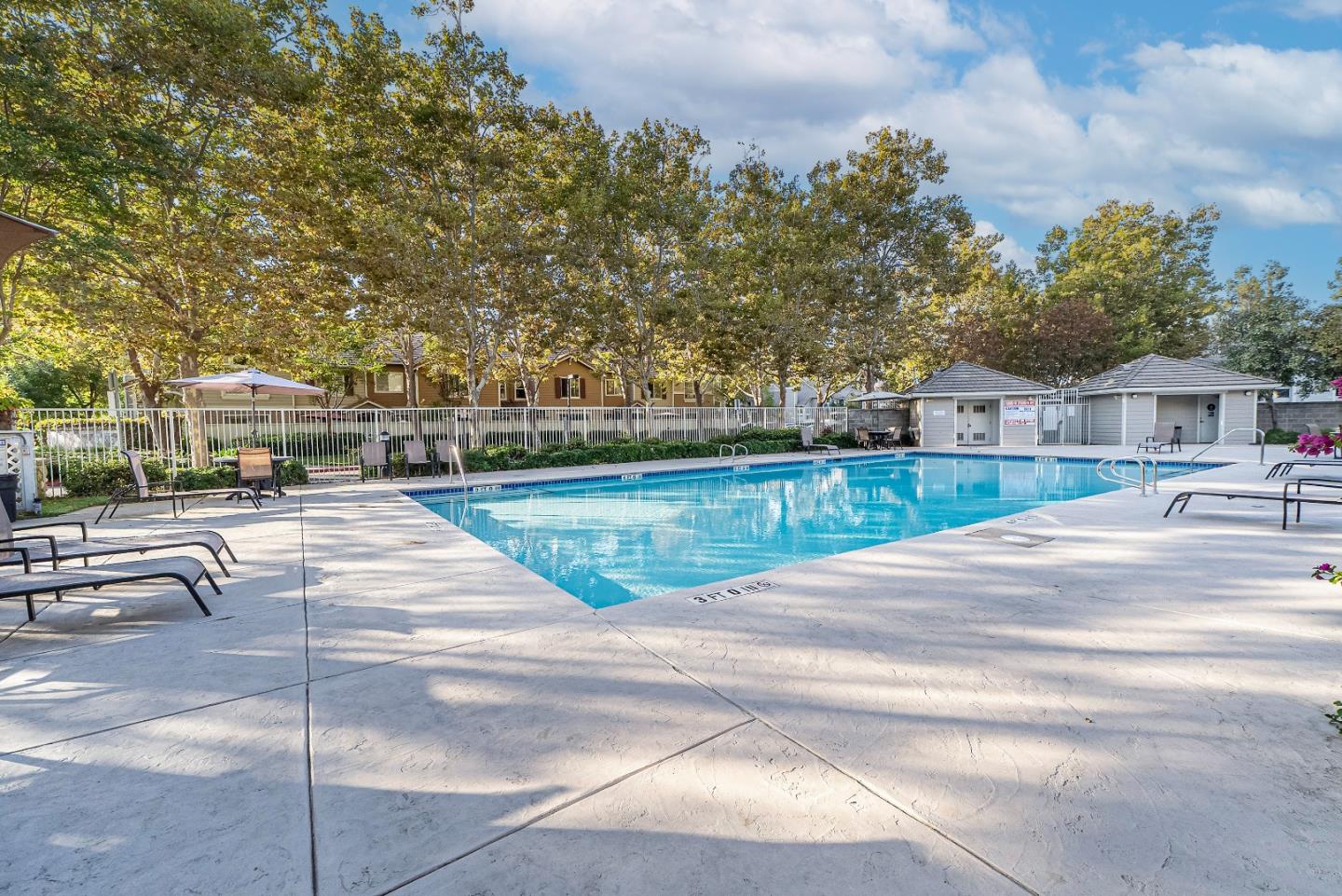 Detail Gallery Image 24 of 32 For 6165 Lavendula Way, San Jose,  CA 95119 - 3 Beds | 3 Baths