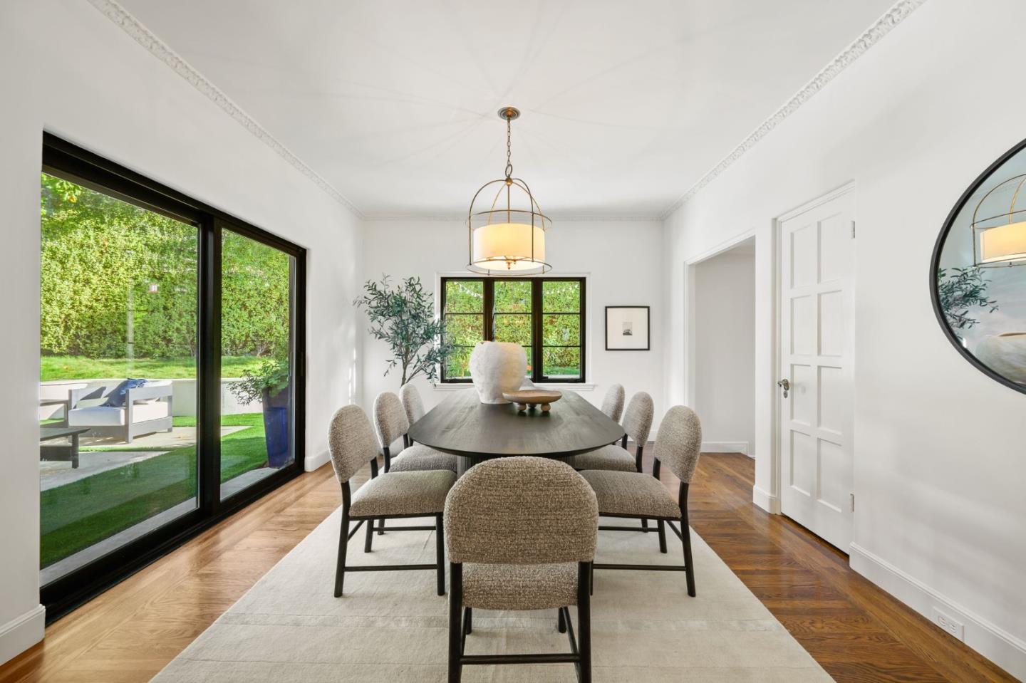 Detail Gallery Image 11 of 60 For 670 Edgewood Rd, San Mateo,  CA 94402 - 5 Beds | 4 Baths