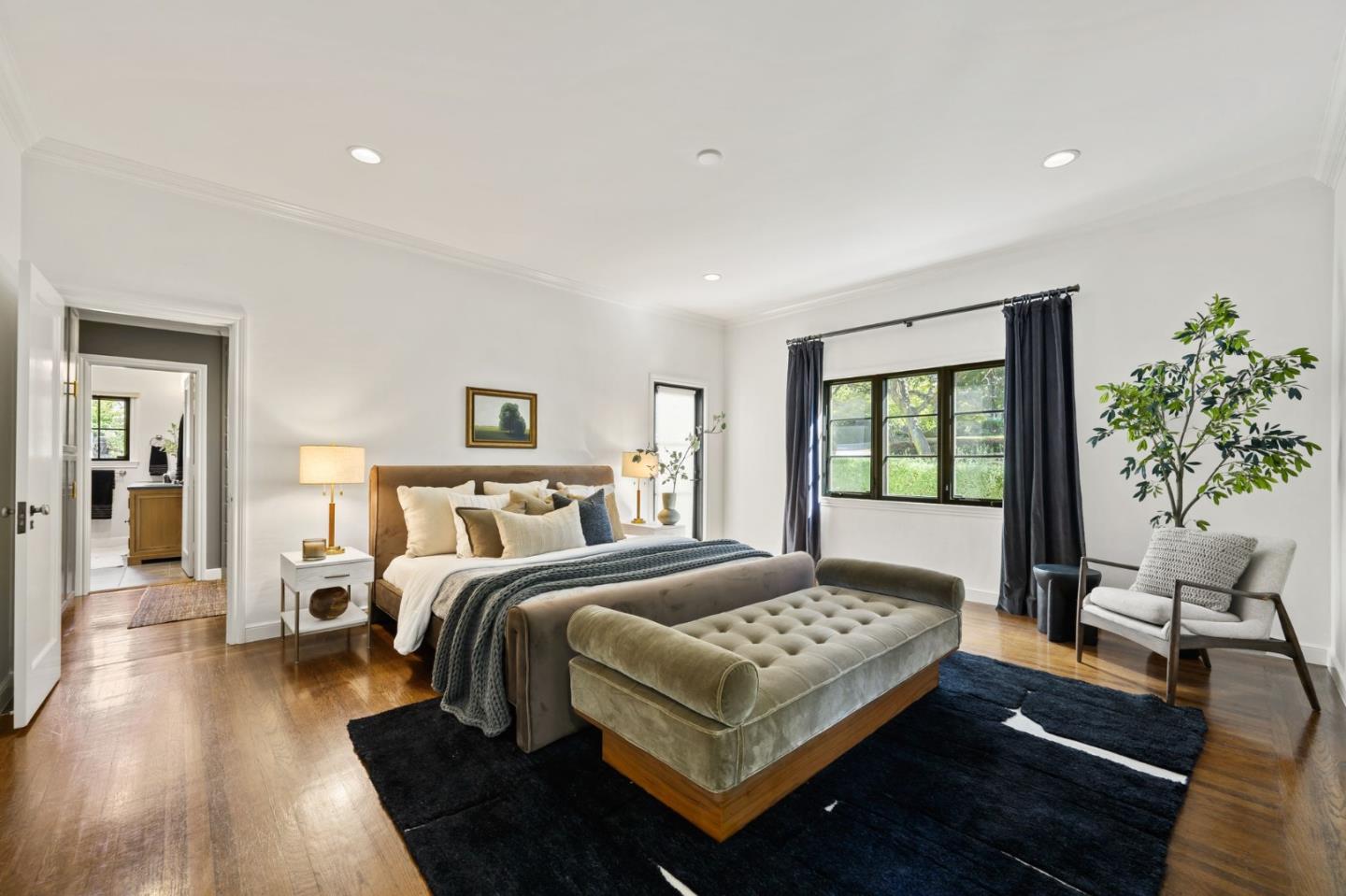 Detail Gallery Image 28 of 60 For 670 Edgewood Rd, San Mateo,  CA 94402 - 5 Beds | 4 Baths