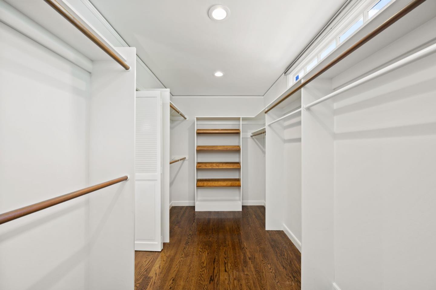 Detail Gallery Image 32 of 60 For 670 Edgewood Rd, San Mateo,  CA 94402 - 5 Beds | 4 Baths