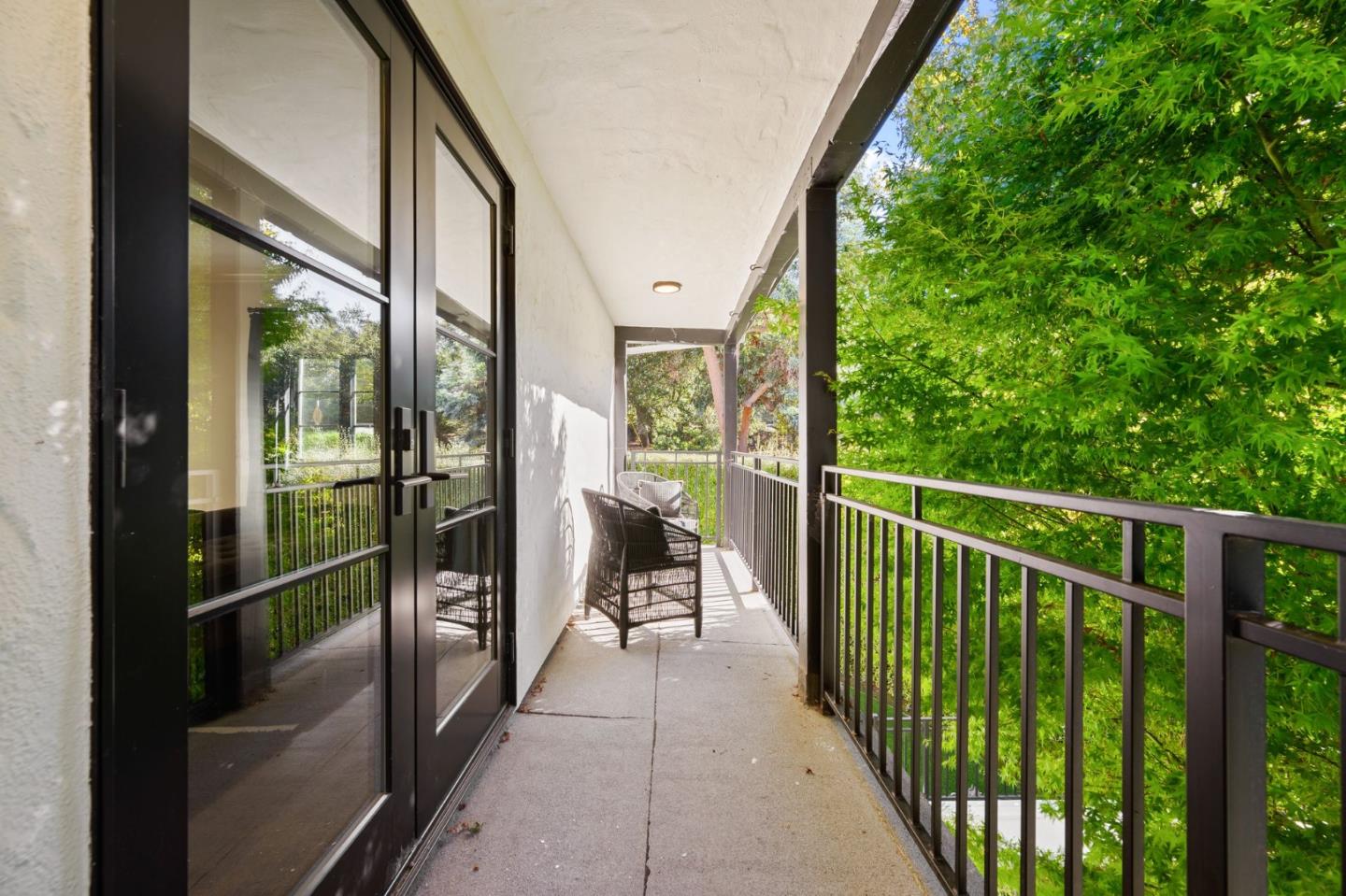 Detail Gallery Image 35 of 60 For 670 Edgewood Rd, San Mateo,  CA 94402 - 5 Beds | 4 Baths